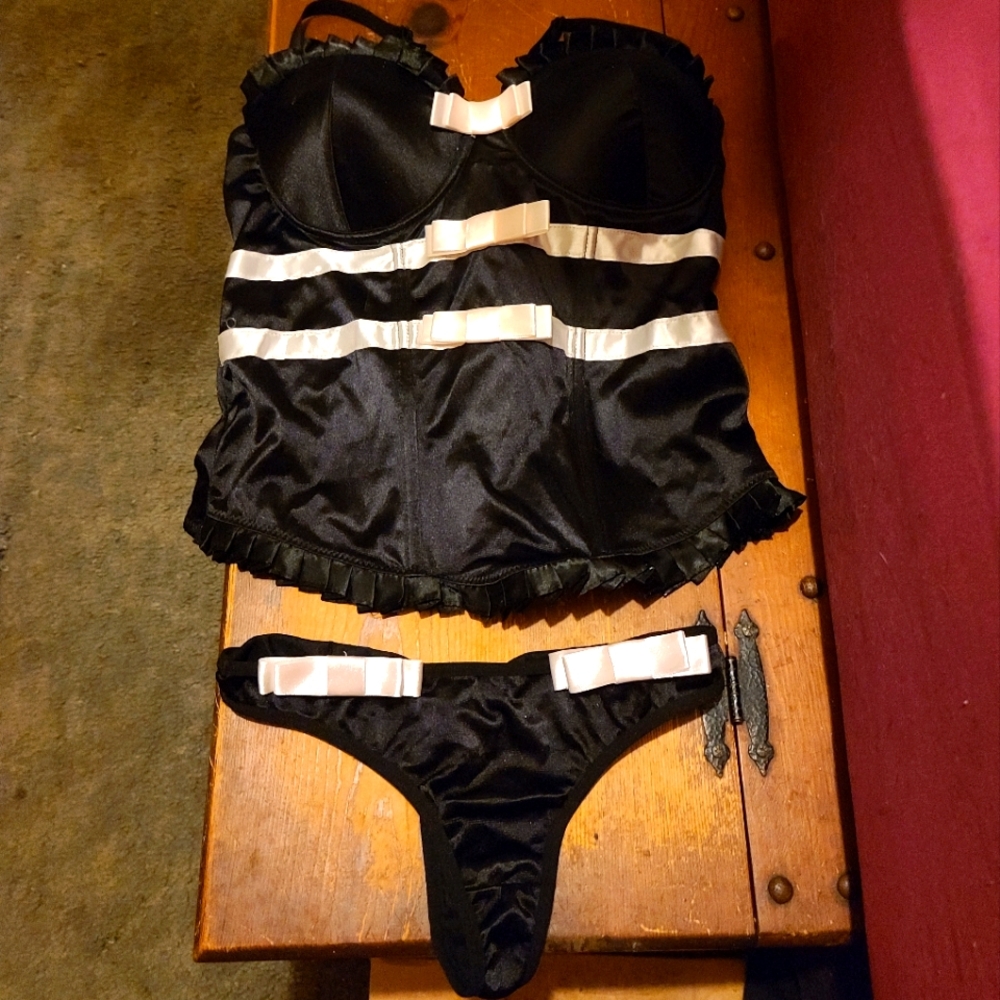 Hot Topic Bustier & Thong Set